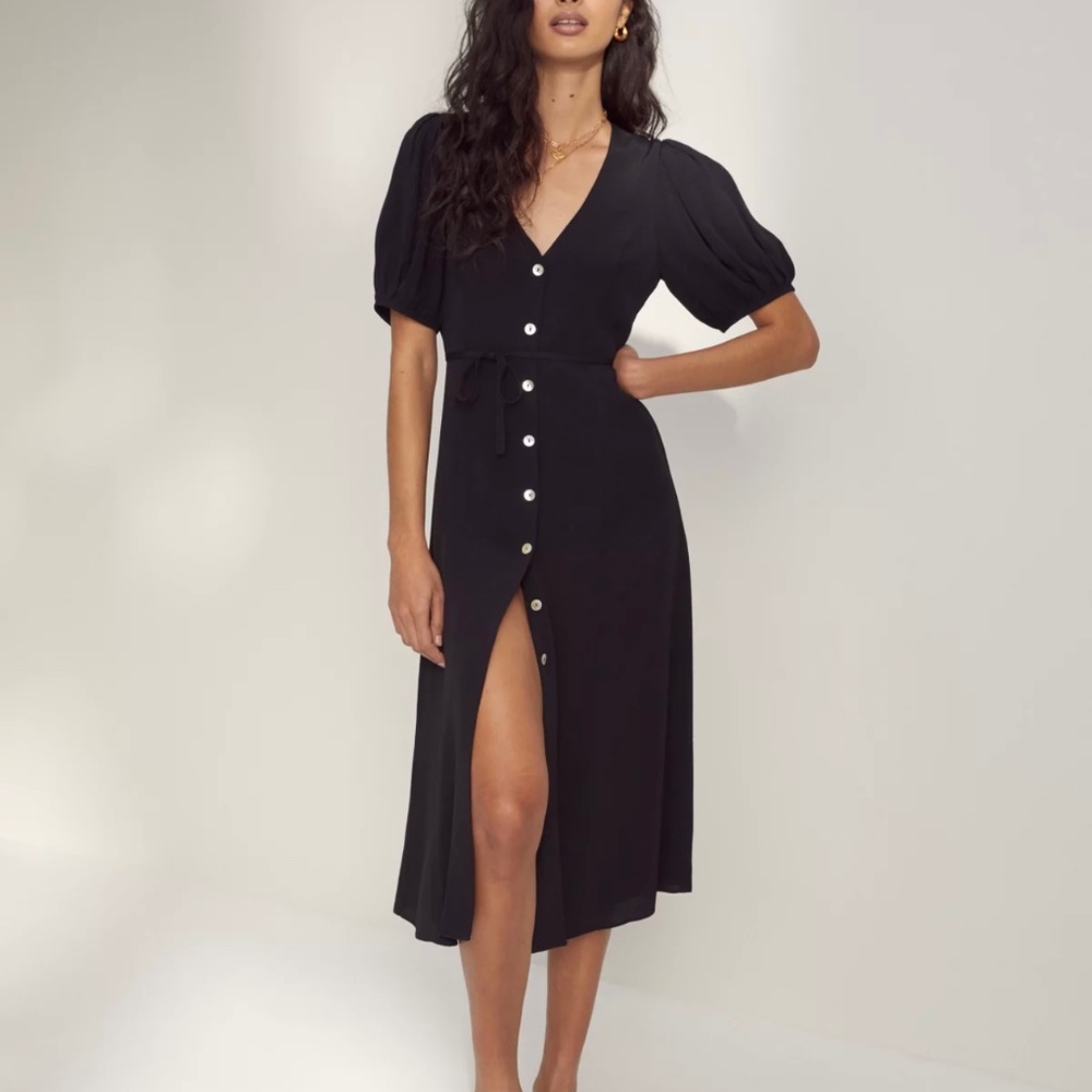 Aritzia black midi Libretto dress EUC ♥️